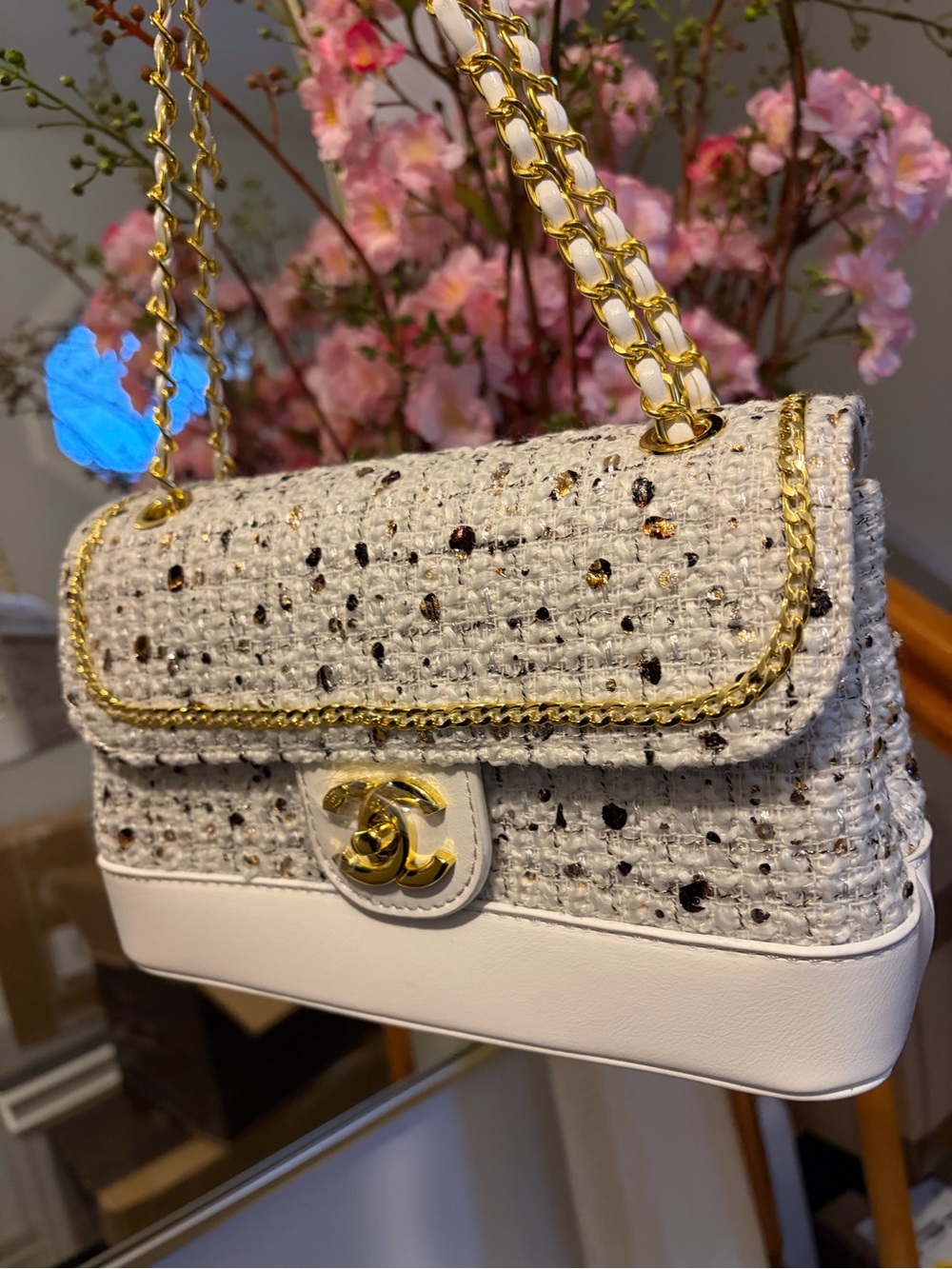 White Tweed VIP Shoulder Bag | Gold Hardware | Branded Gift Bag - Picture 4 of 14